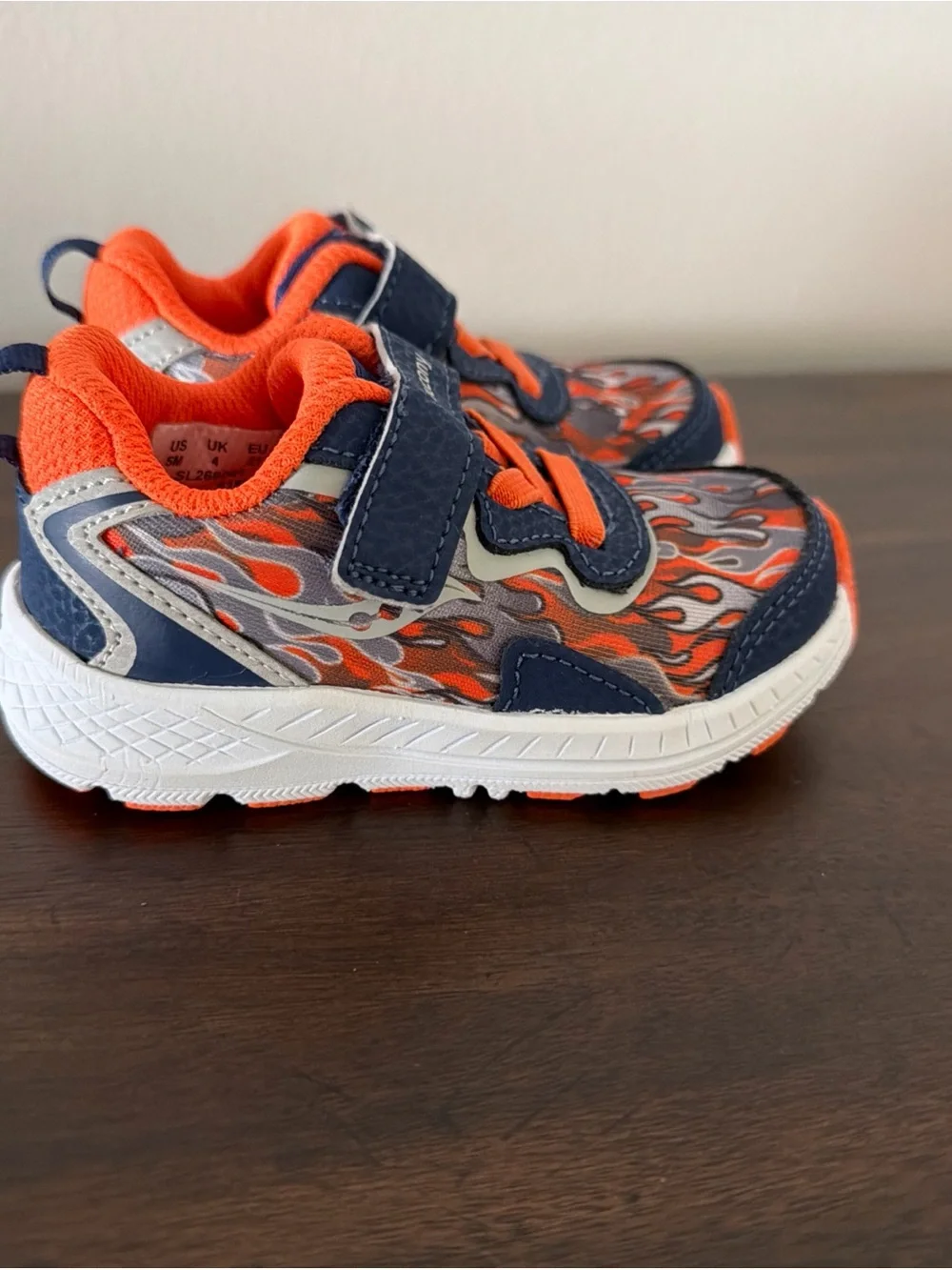 Saucony Flash Kids Shoes Sz 5 M Navy Orange Leather & Mesh NWOT